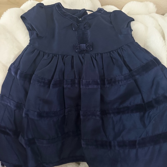 pet & smoke free home. Retails $38-40ea, selling for $12 each or $40 for all - Picture 3 of 8